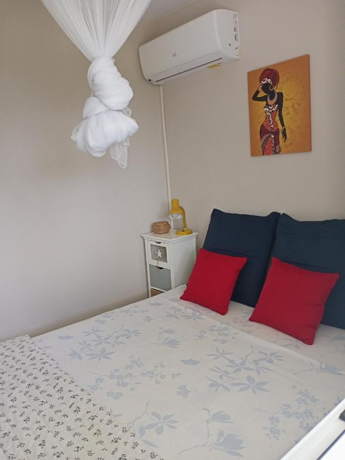 T2 Echappee Belle Sainte-Marie Kybo Karaib Location Pkg Mtgne Cosy Exterior foto